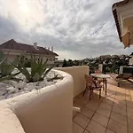 Apartmán La Arcada Aloha Hill Club