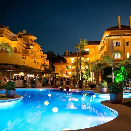 La Arcada Aloha Hill Club *