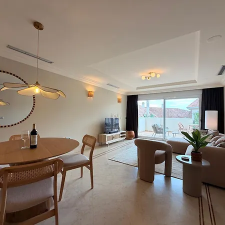 La Arcada Aloha Hill Club 아파트 *